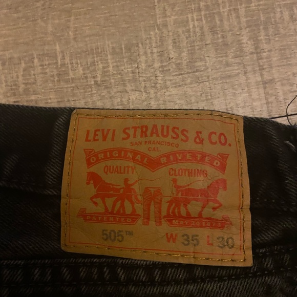 Levi Jeans - Picture 5 of 6